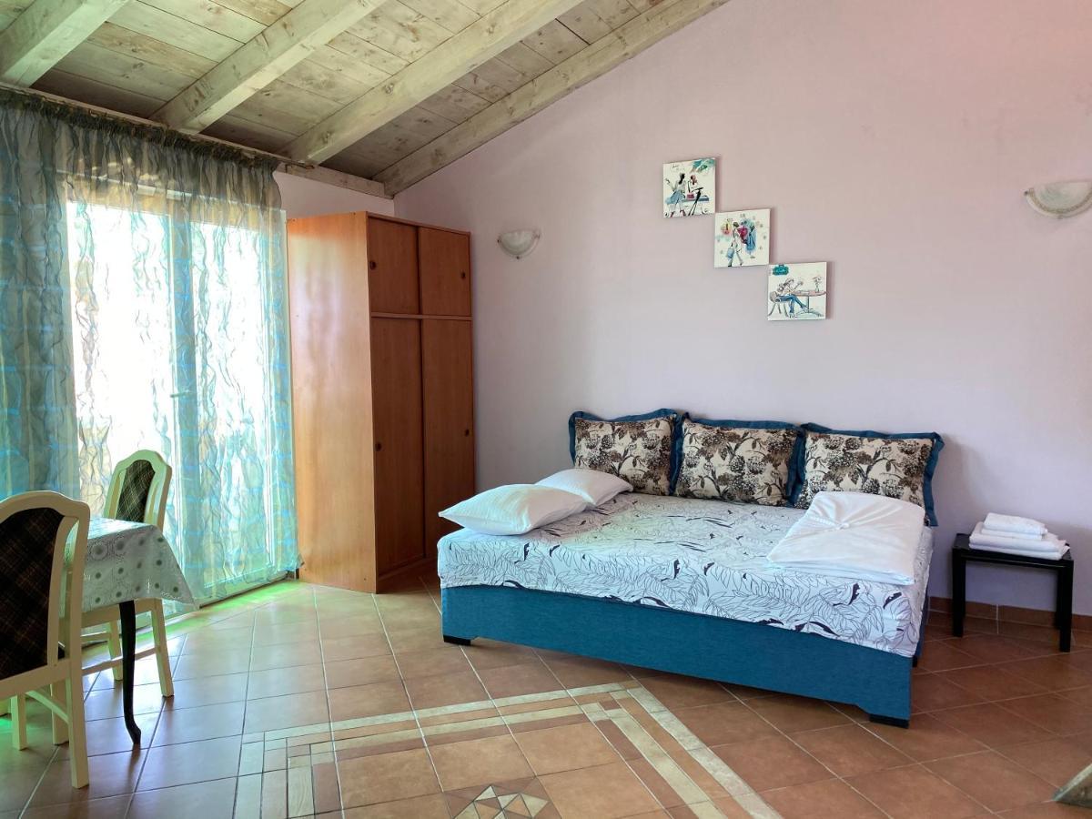 Guest House Villa Natali Budua Esterno foto